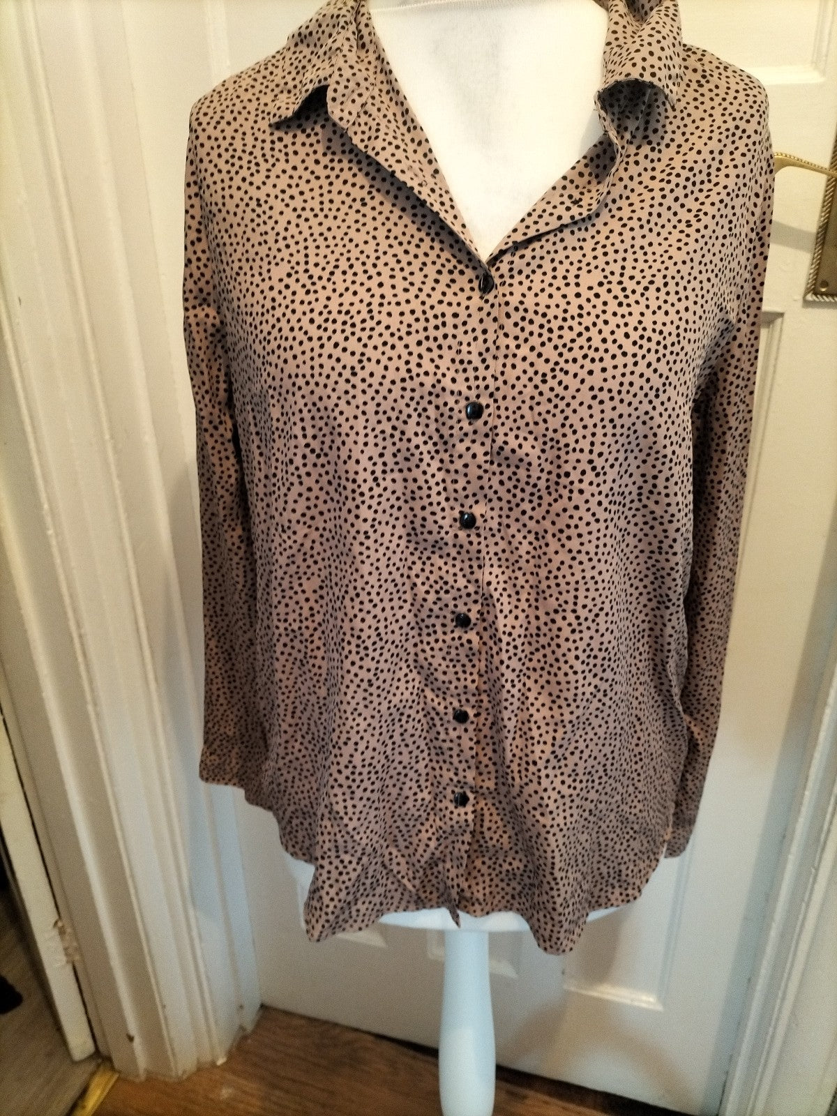 Ladies M&Co Size 14 Brown And Black Buttoned Blouse