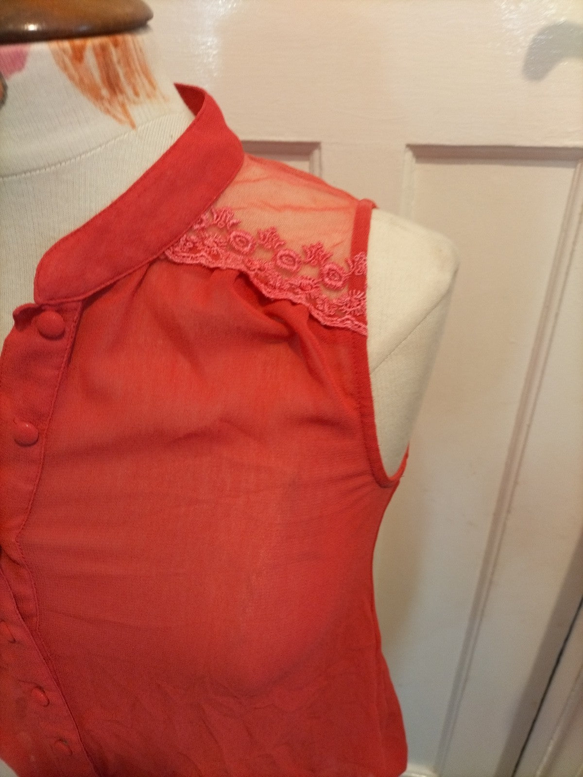 Ladies Influence Size 8 Cerise Pink Sleeveless Blouse