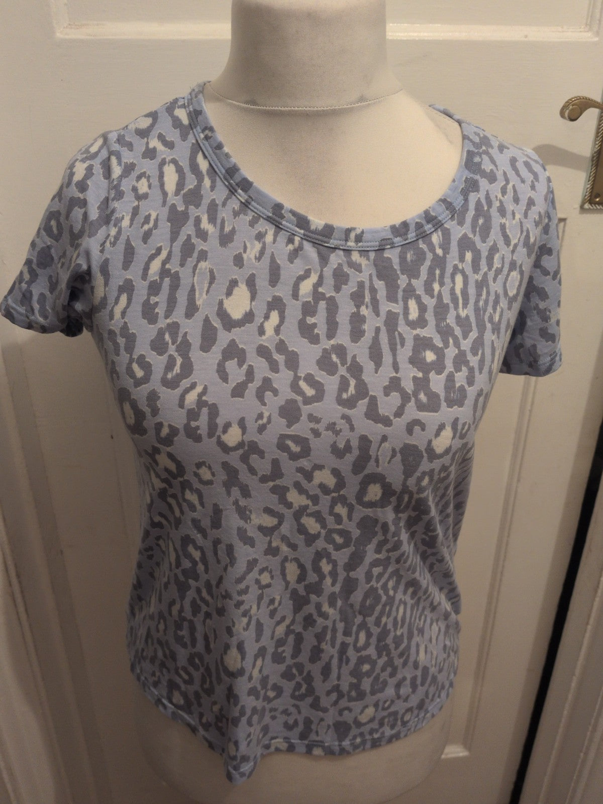 Ladies Marks And Spencer Size 10 Blue Leopard Print short Sleeve T-shirt