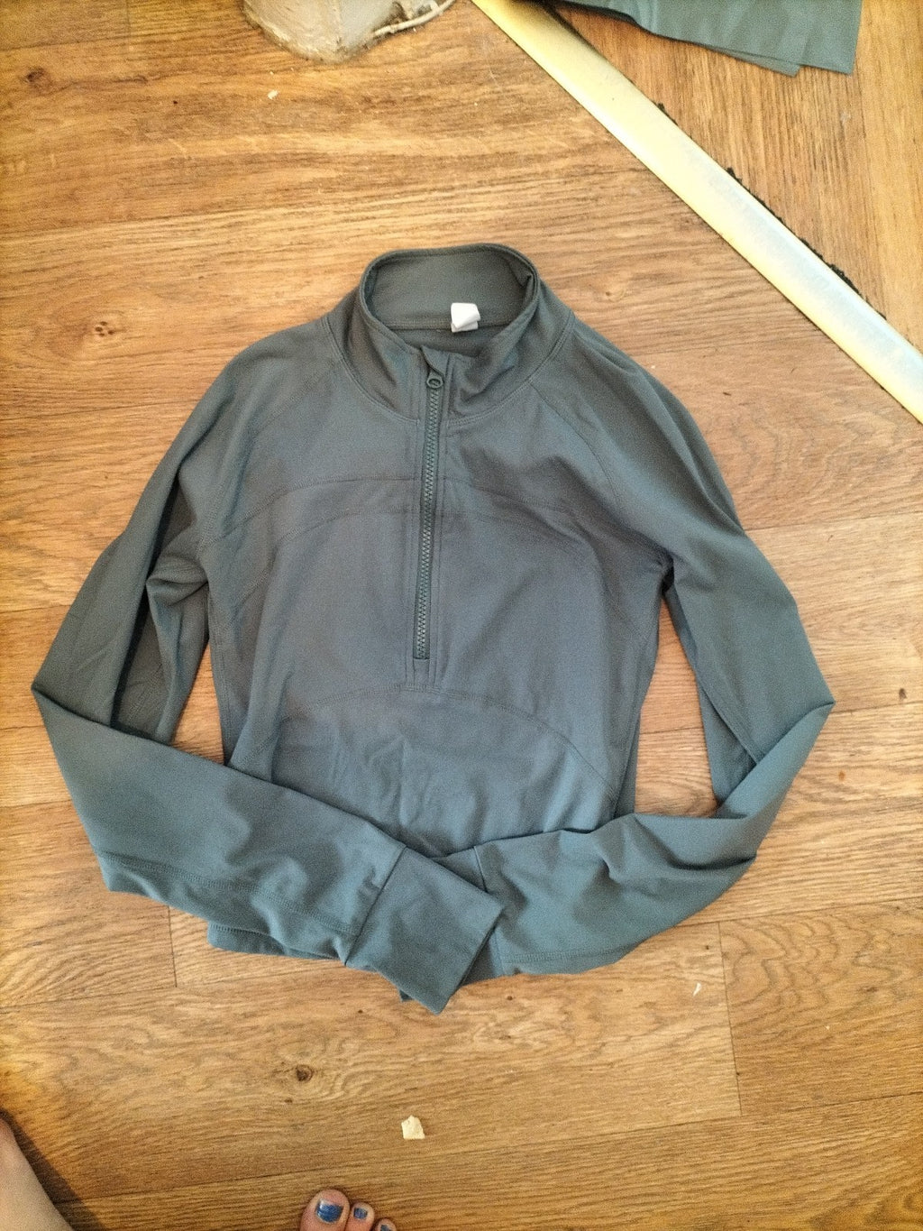 Ladies Large Grey Nylon Long Sleeved Sports Top