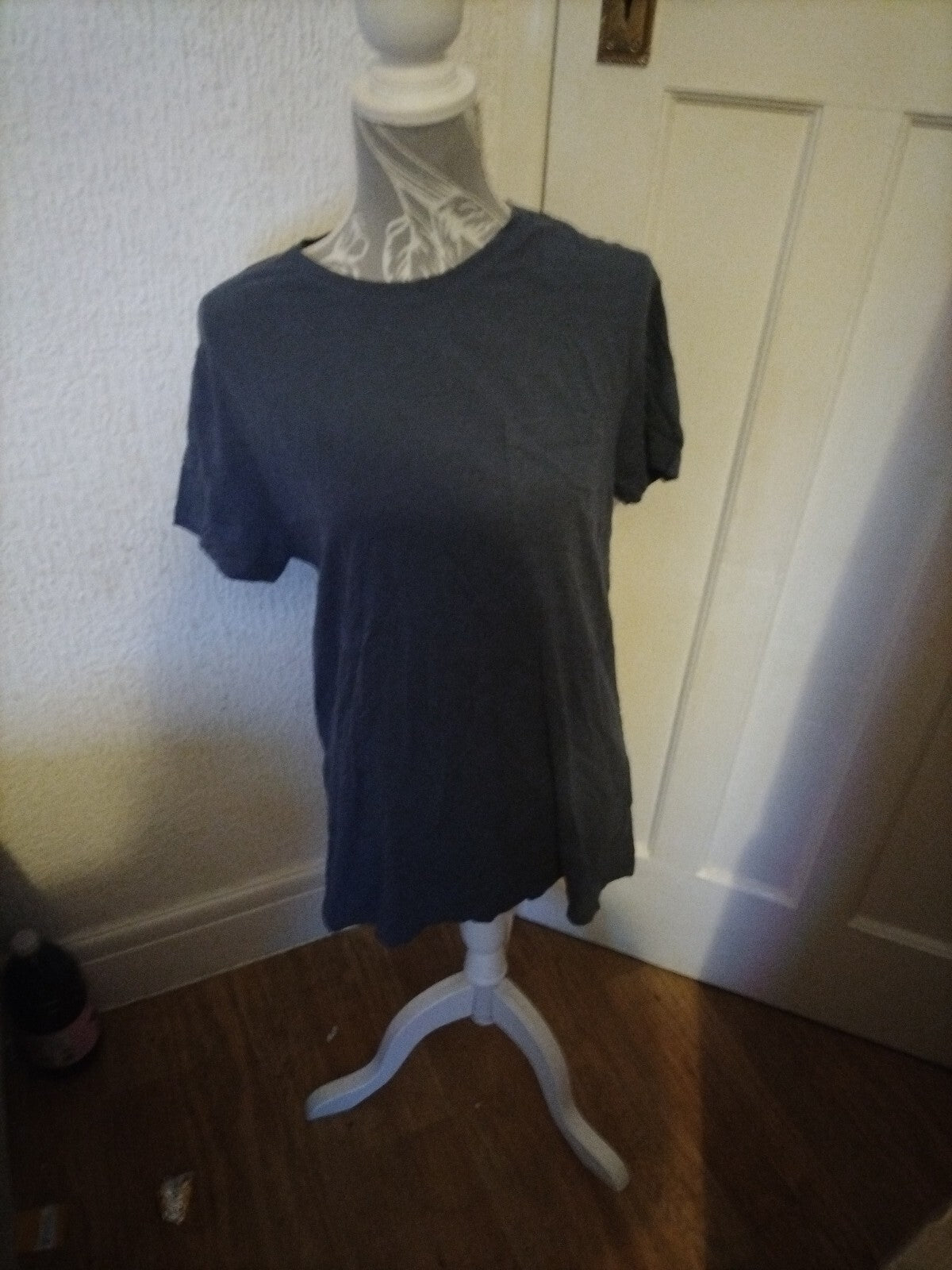 Mens Livergy Size Medium Navy Blue Short Sleeved Tshirt