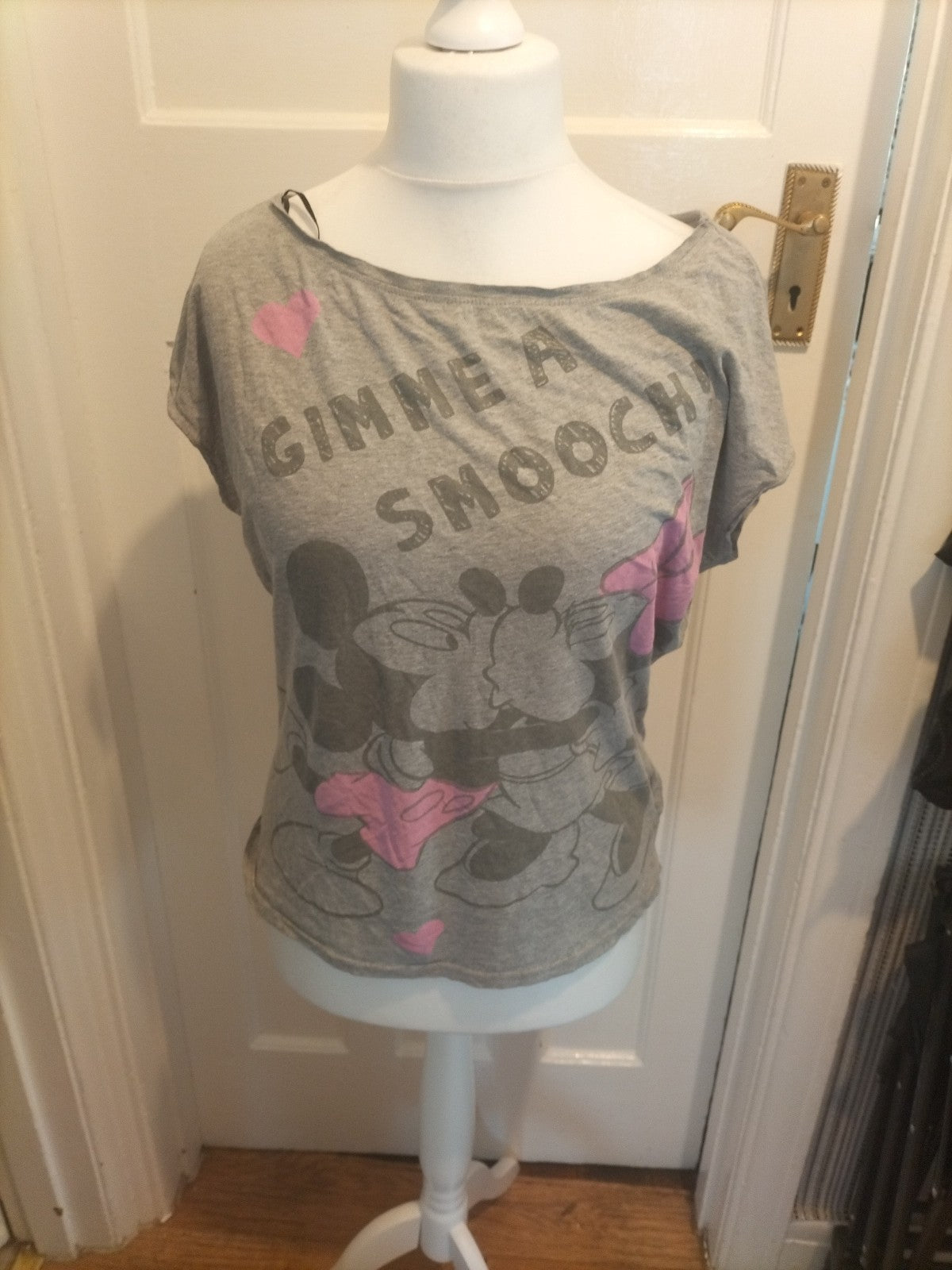 Ladies Disney Size XS Grey And Pink Short Sleeved Pyjama Top