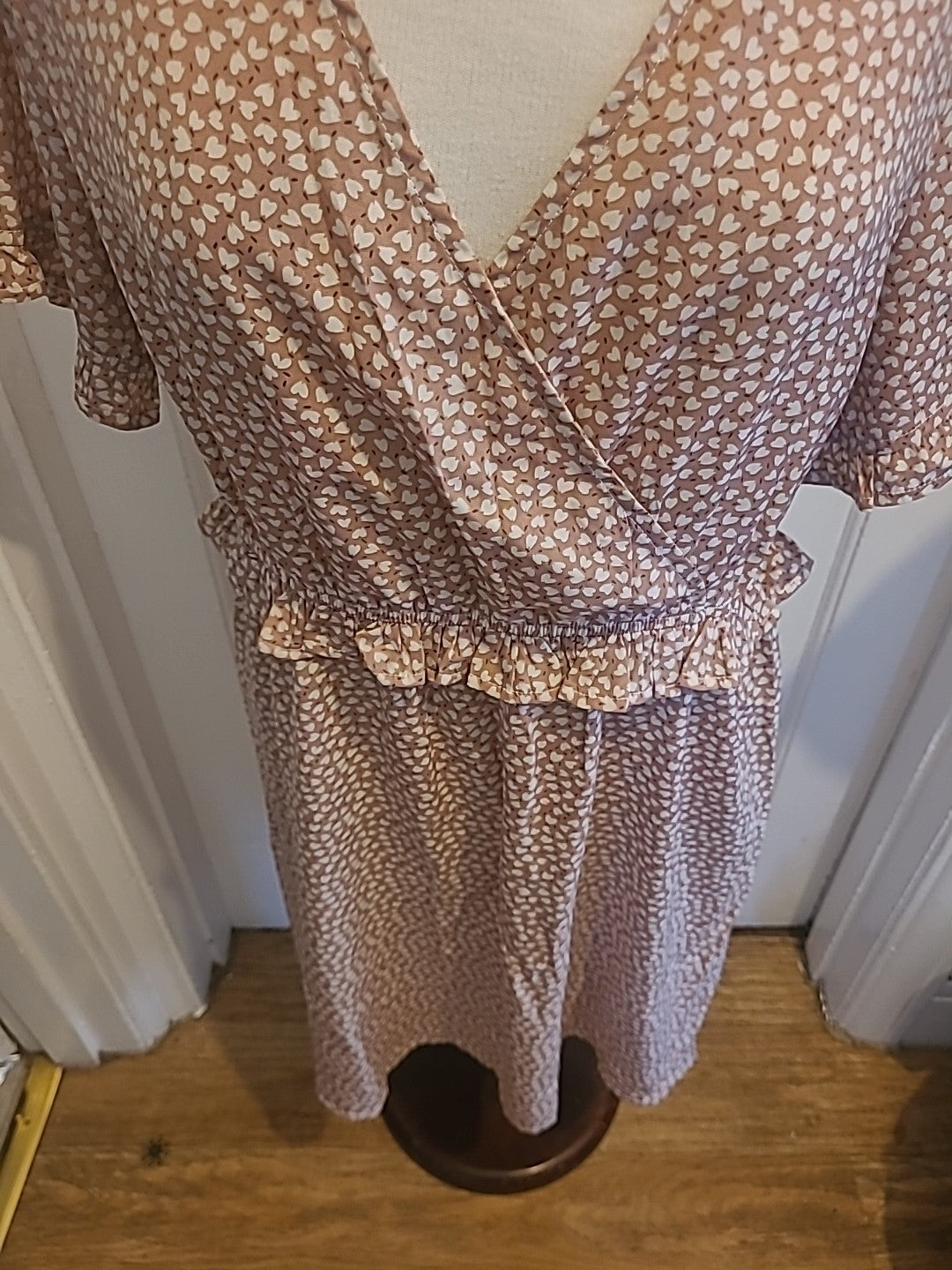 Ladies Shein Size XL Pink White Heart Design Short Sleeved Dress