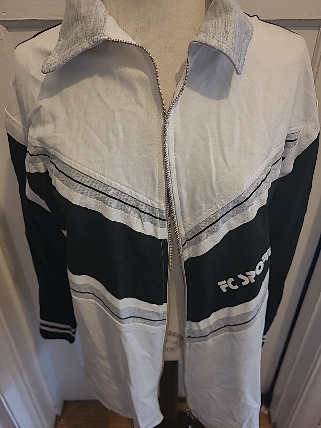 Mens French Connection Size Small Black/White Zip Through Jacket