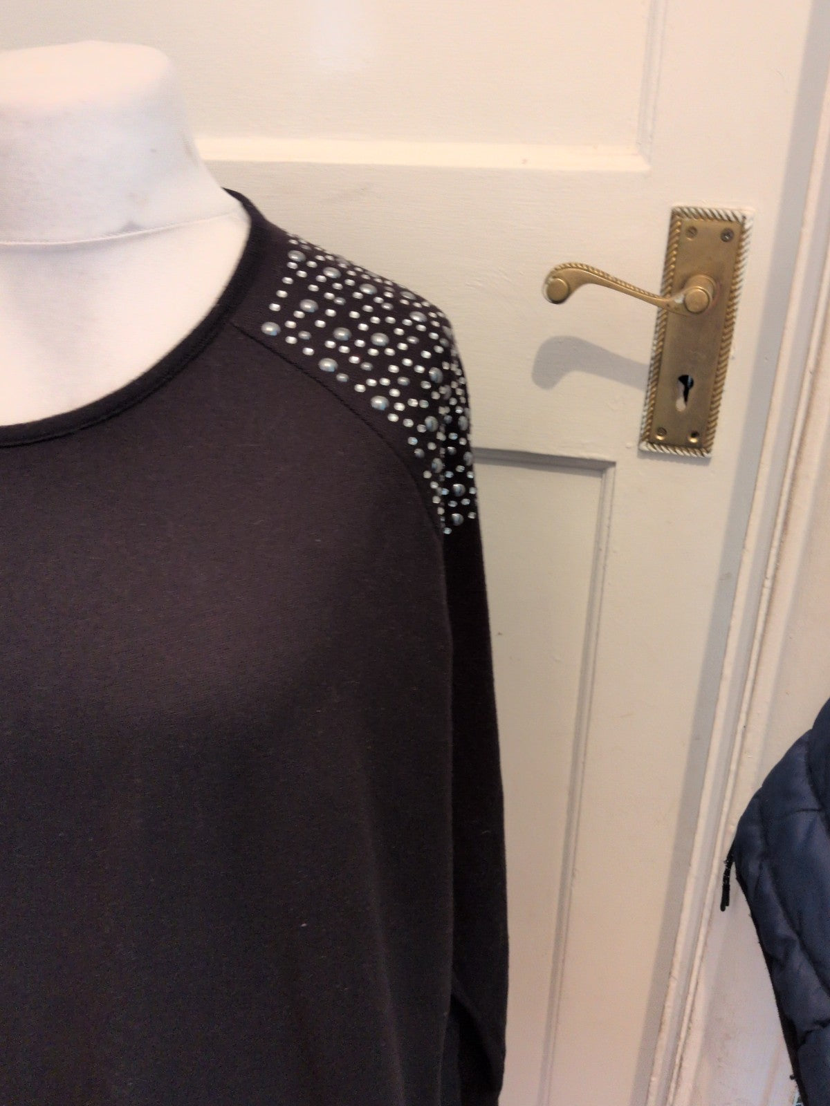 New Look Large Black With Silver Detail Long Sleeve Pullover Jumper