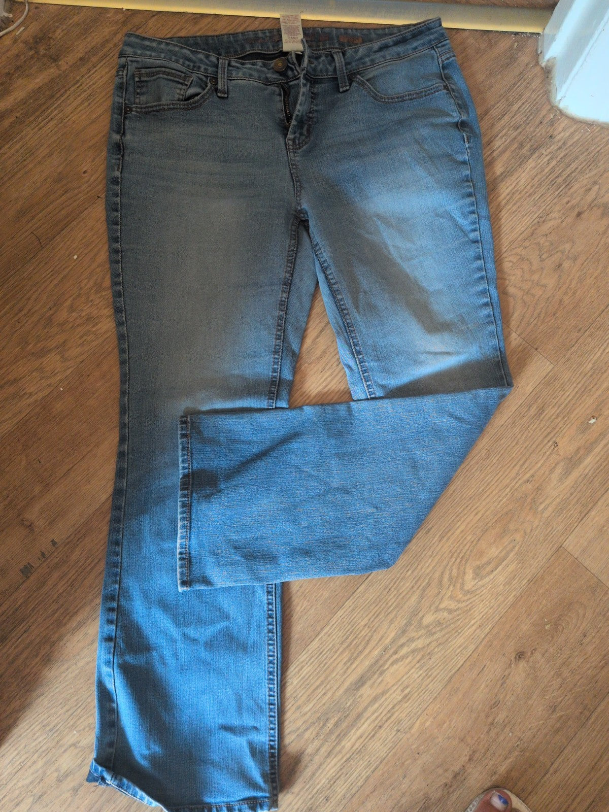 Ladies Faded Glory Size 16P Boot Jeans