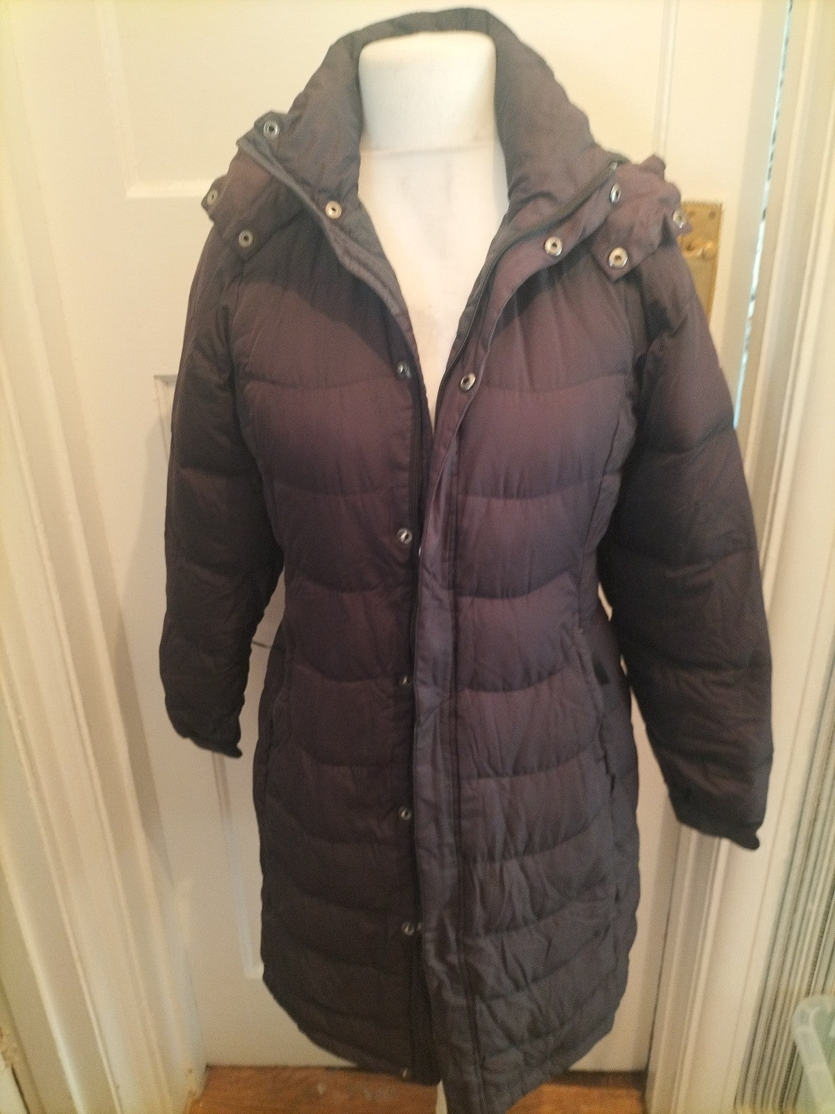 Ladies Berghaus Size 10 Black Lined Puffer Jacket Longline