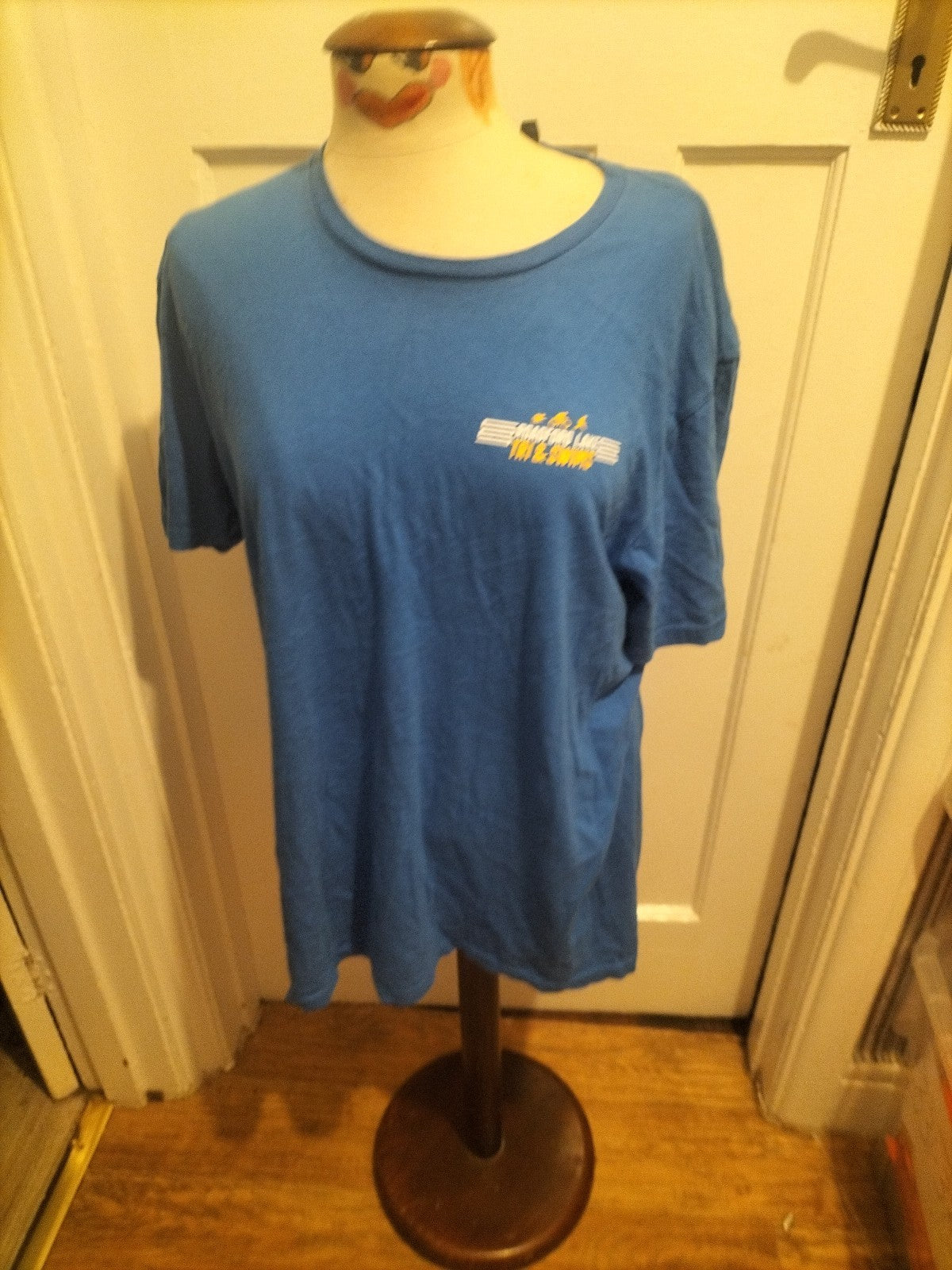 Mens Gildan Size Large Blue Printed Short Sleeved Tshirt