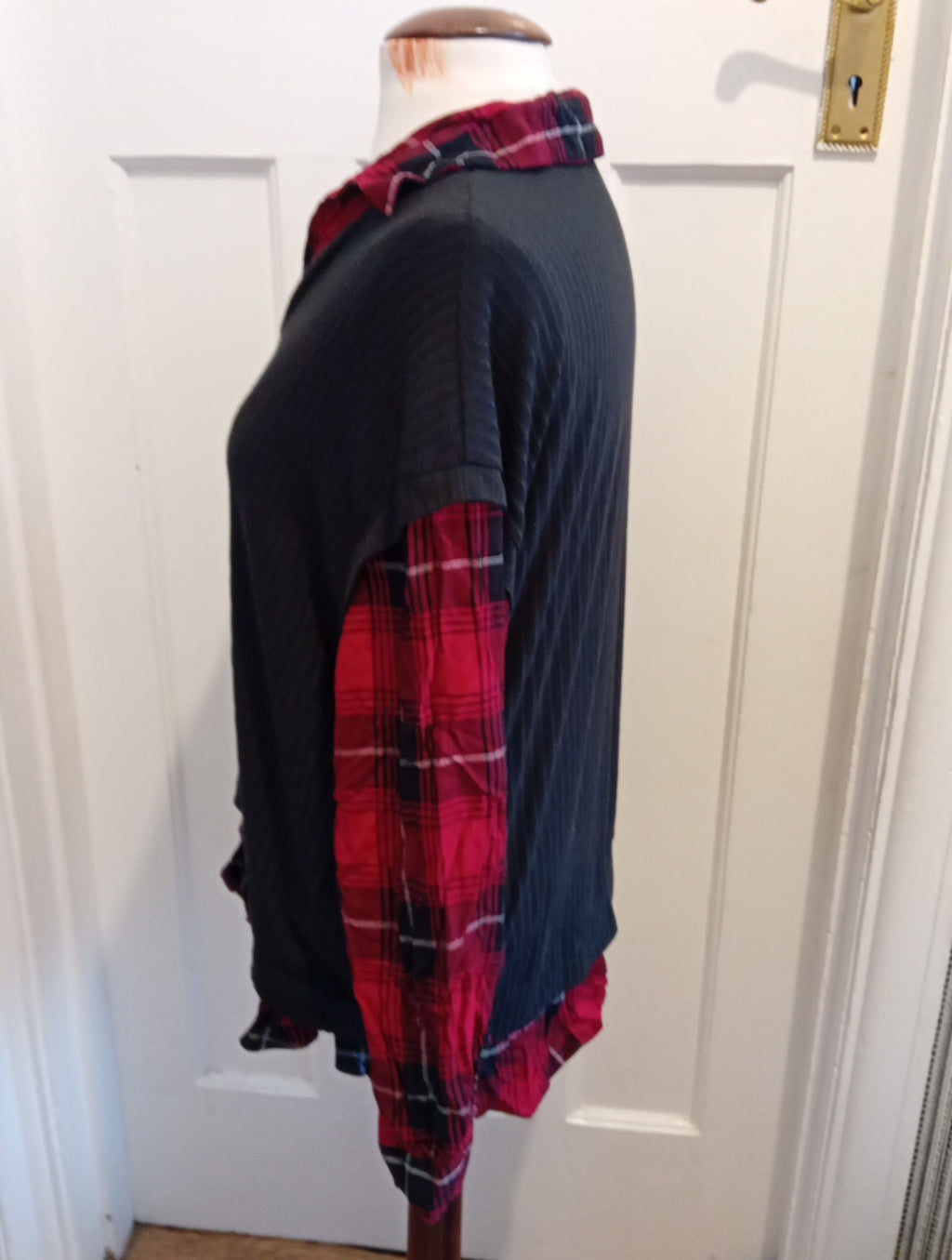 Ladies New Look Size 12 Black With Tarten Long Sleeved Blouse