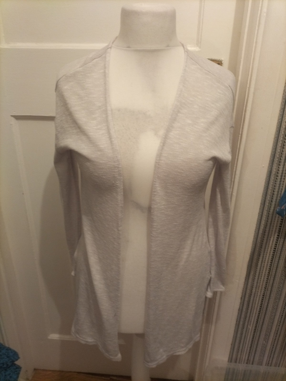 Ladies Divided Size XS Pale Grey Cardigan