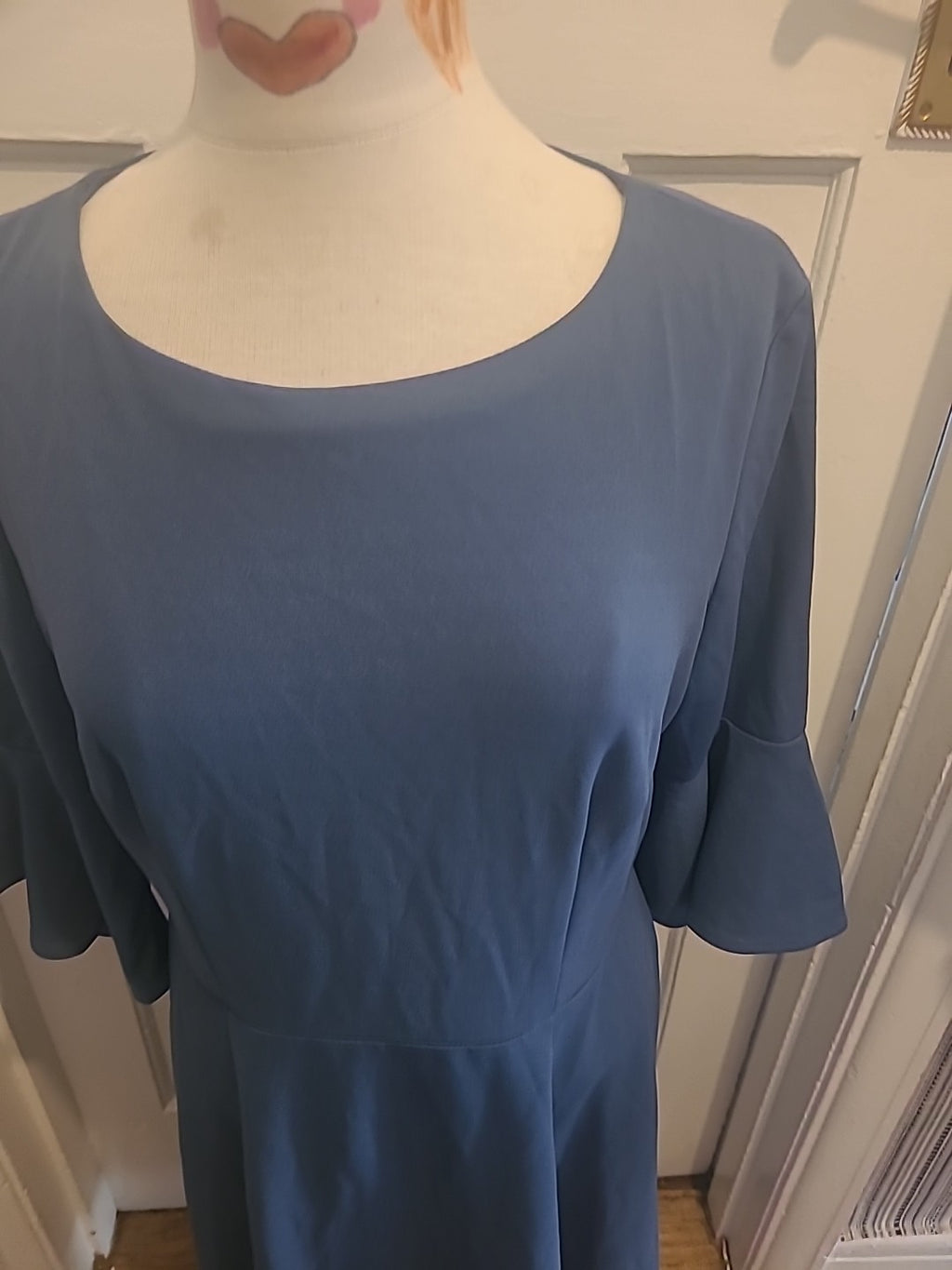 Ladies Homrain Size XL Pastel Blue Flute Sleeve Dress