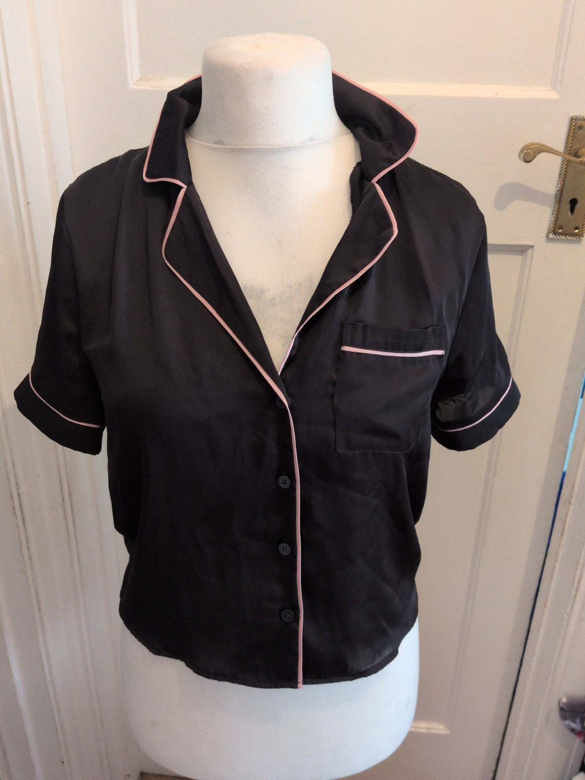 Primark XS Black And Pink Trim Short Sleeve Pyjama Top
