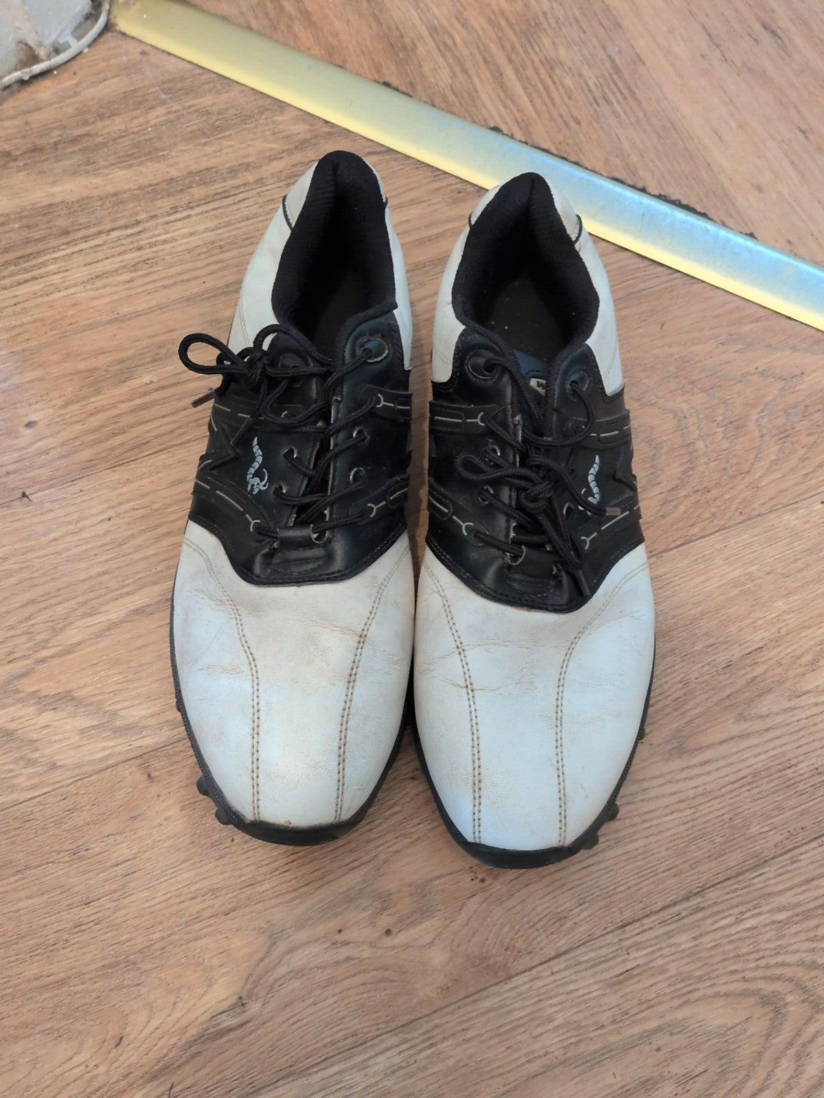 Woodworm UK 8 Black And White Trainers Need A Clean