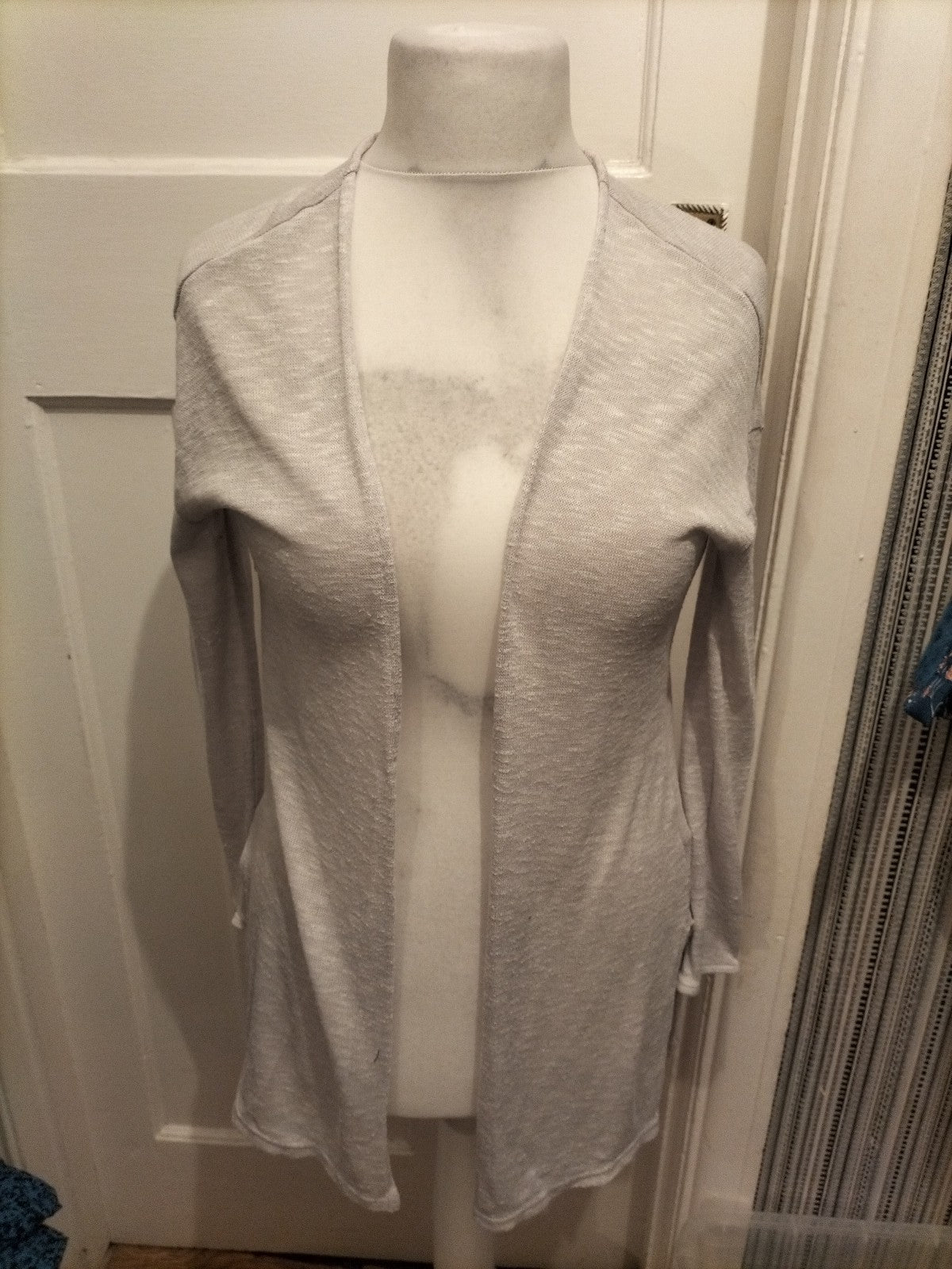Ladies Divided Size XS Pale Grey Cardigan