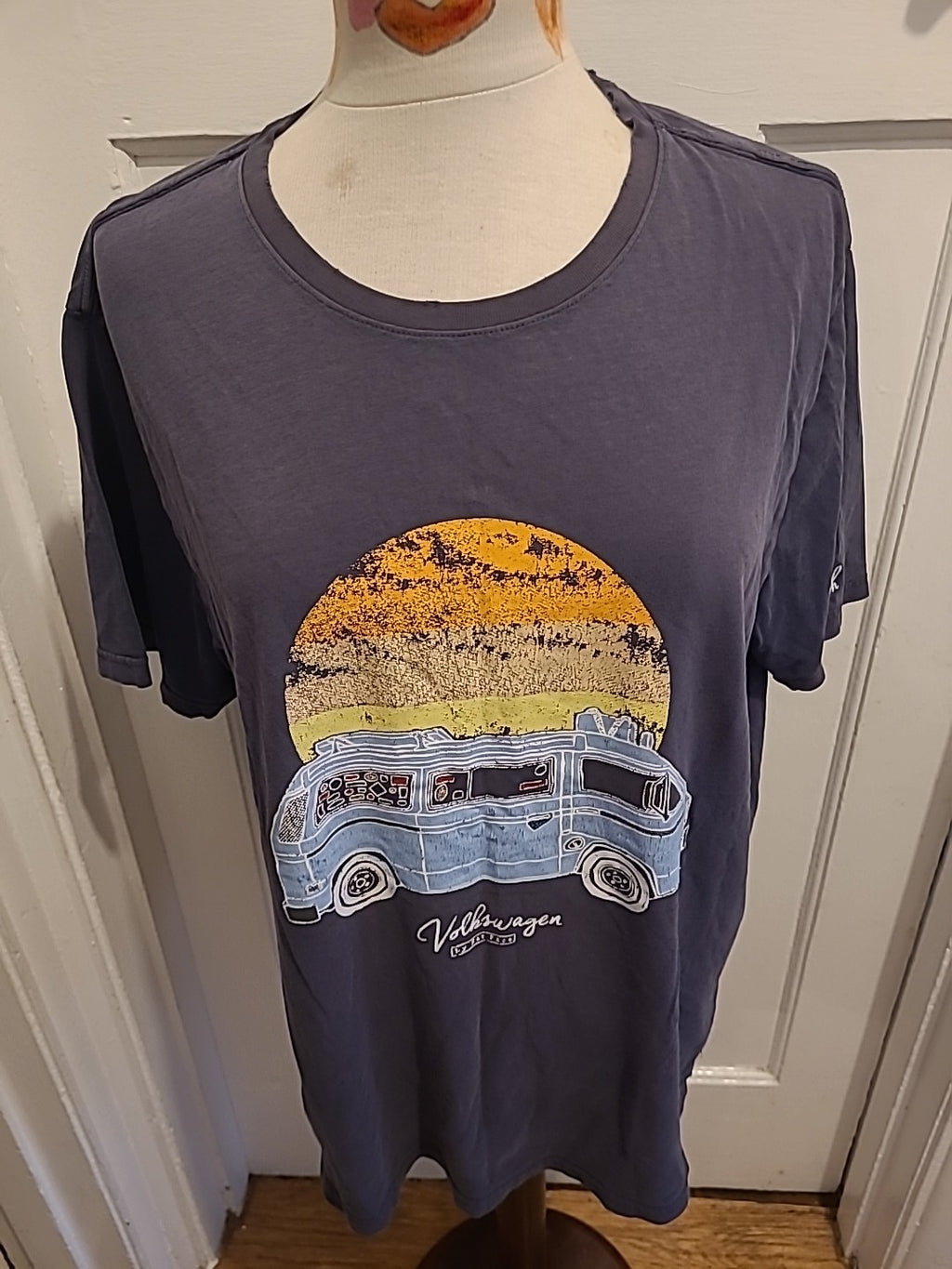 Mens Fat Face Size XL Volkswagen Short Sleeved Tshirt