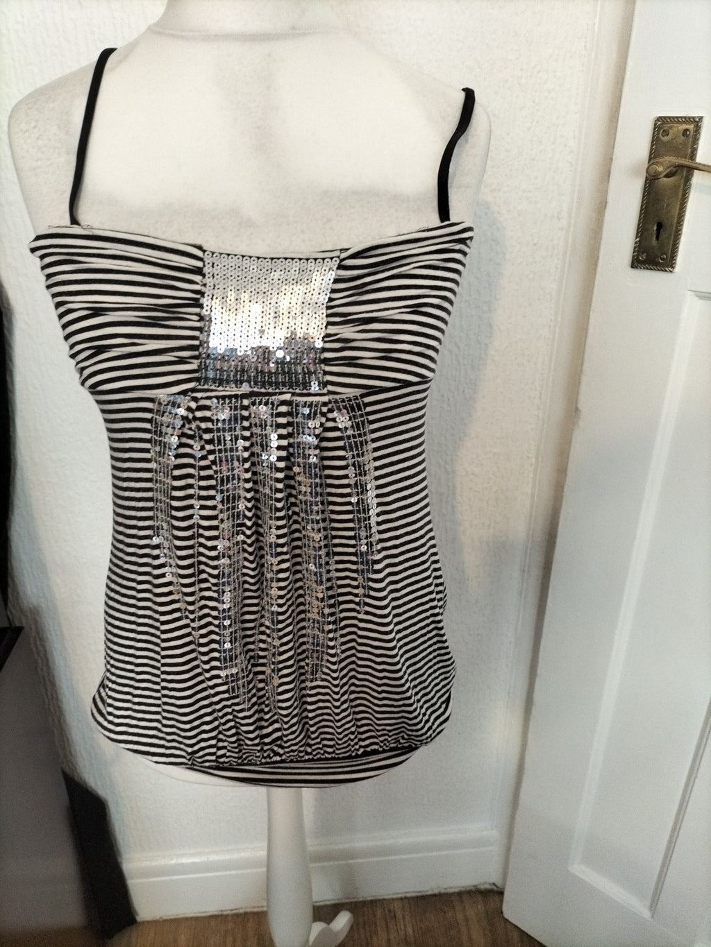 Ladies Amisu Size Large Striped Sequin Sleeveless Blouse