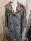 Ladies Size Large Black Amd White Collared Lined Jacket