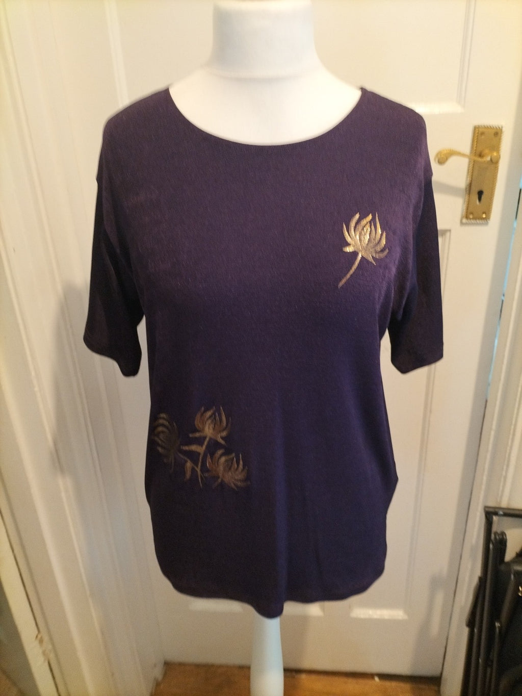 Ladies Soul Size L/XL Purple With Floral Short Sleeved Blouse
