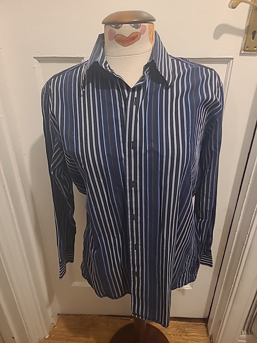 Mens Dehavilland Size Medium Black Striped Shirt