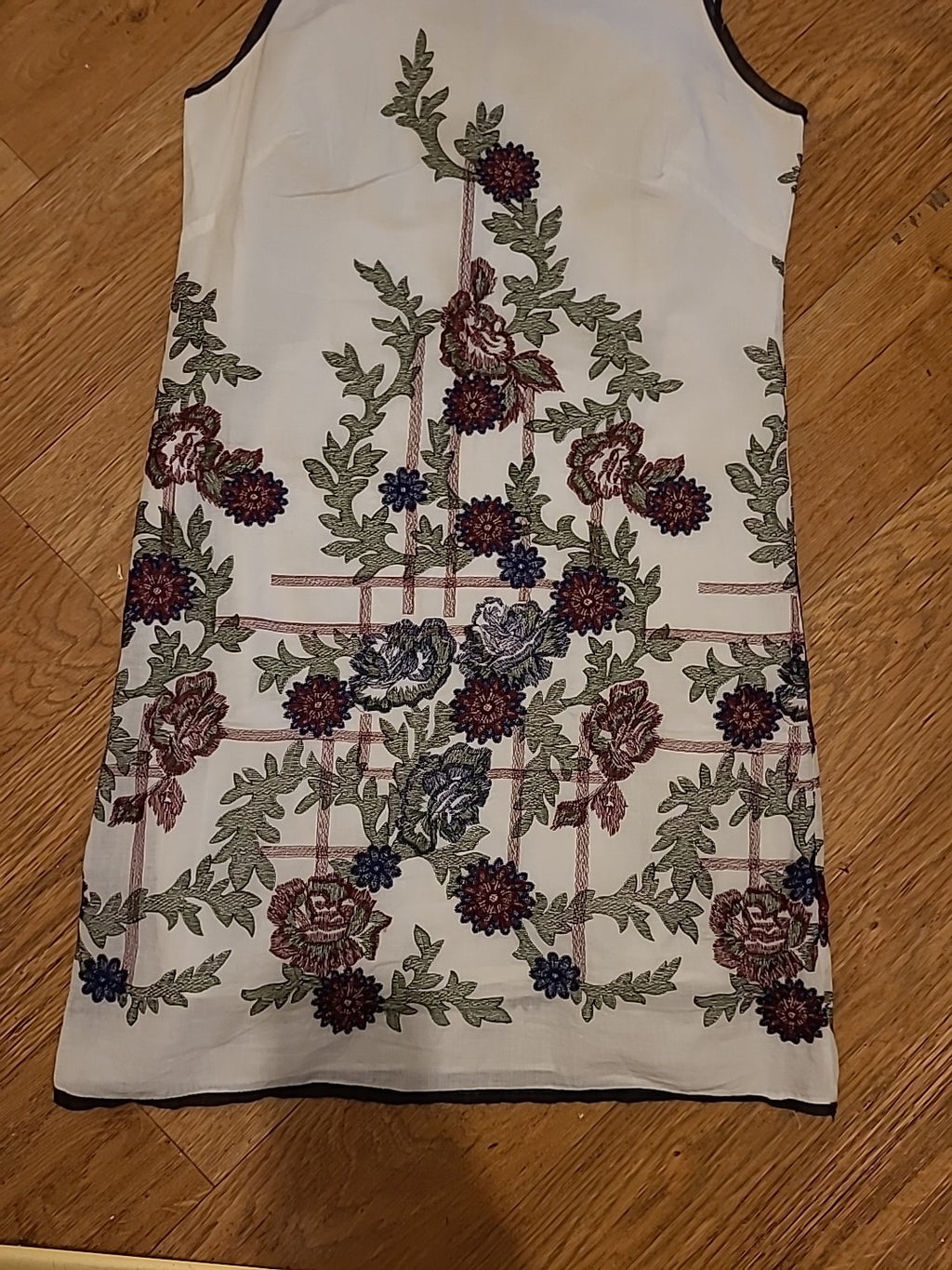 Ladies M.J.J.J Size Small White/Green/Red Floral Sleeveless Dress