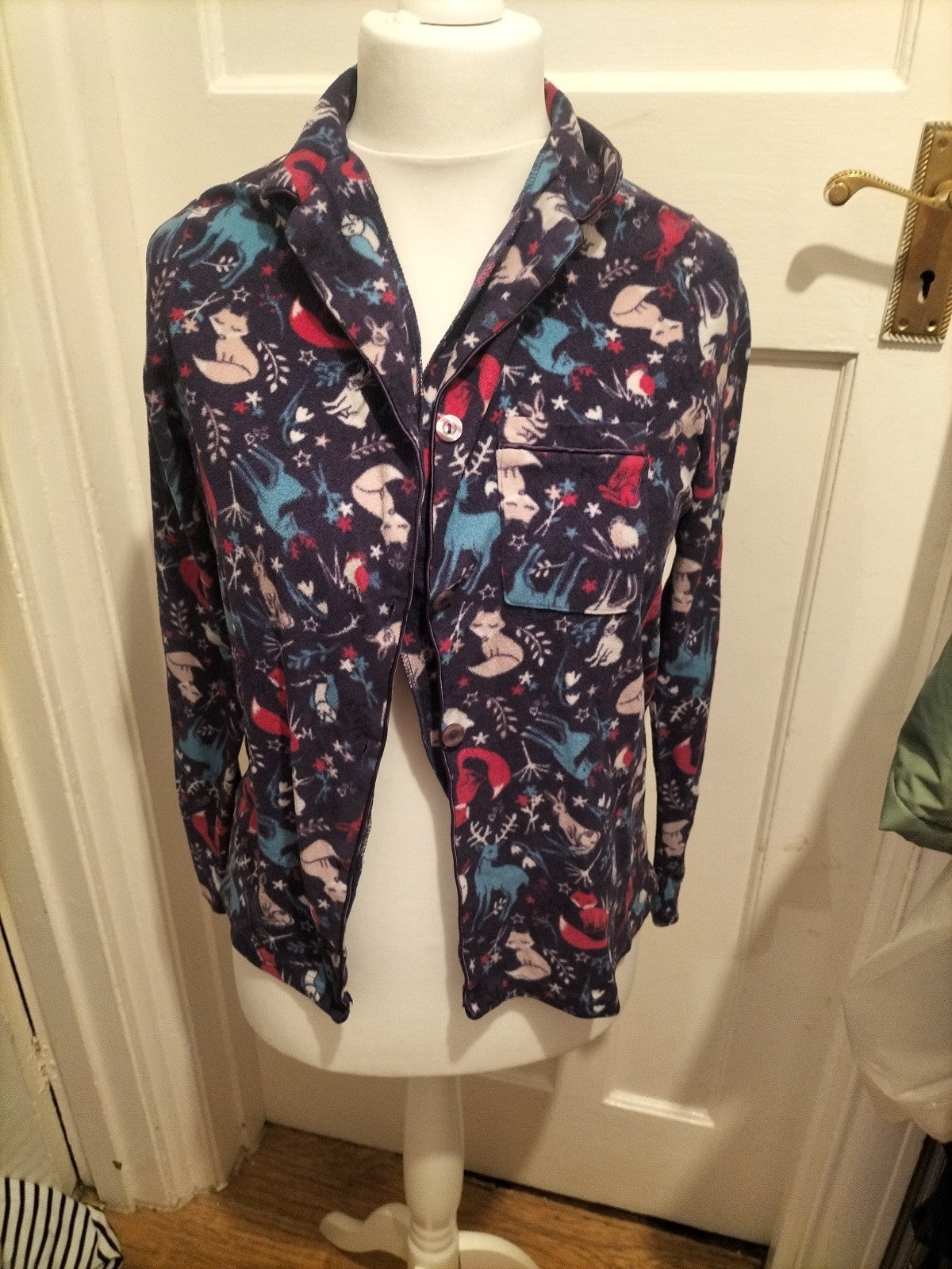 Ladies Country Rose Size 10-12 Purple "Cat" Pyjama Top