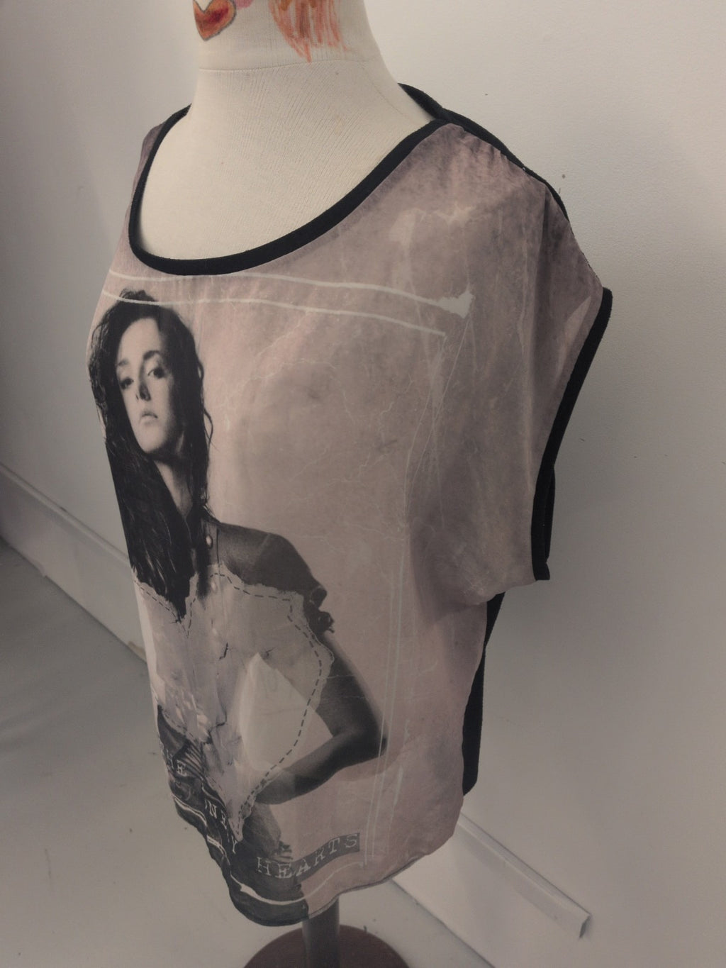 Primark 16 Sleeveless Only The Lonely Print T-shirt