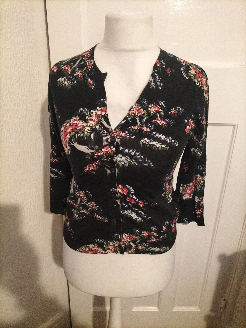 Ladies Oasis Size Small Black Floral Cardigan