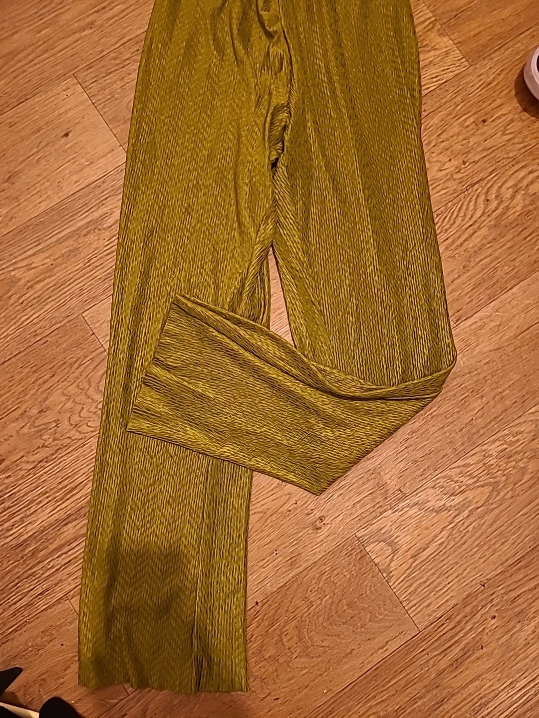 Ladies Lola May Size Small Green Karki Elasticted Waist Trousers