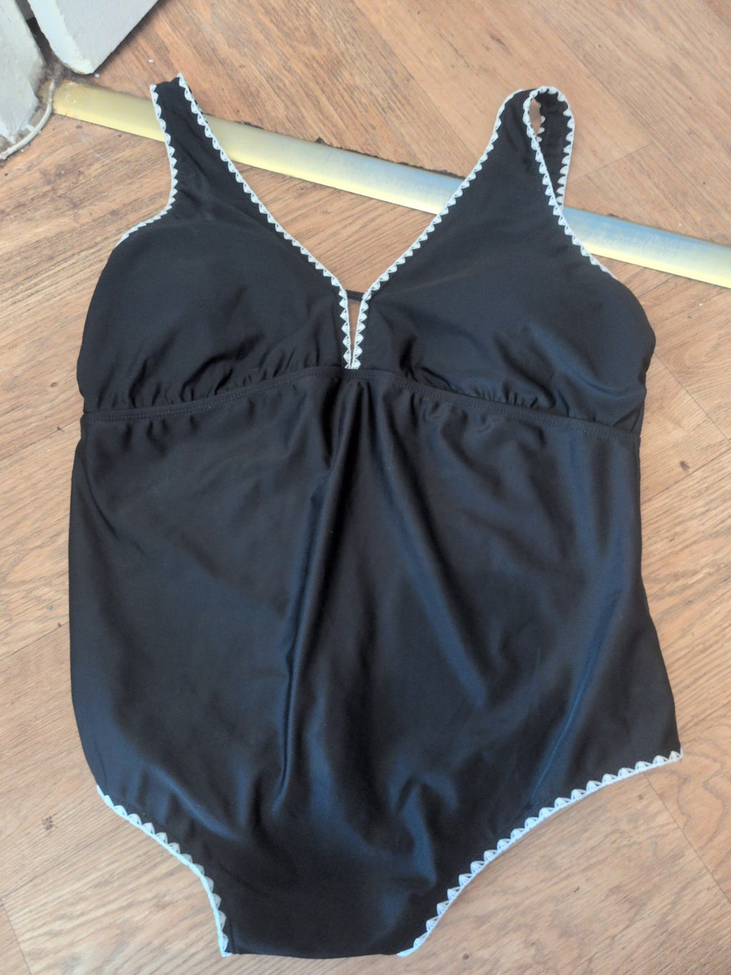 Yours 22 Black Sleeveless Swimsuit Costume