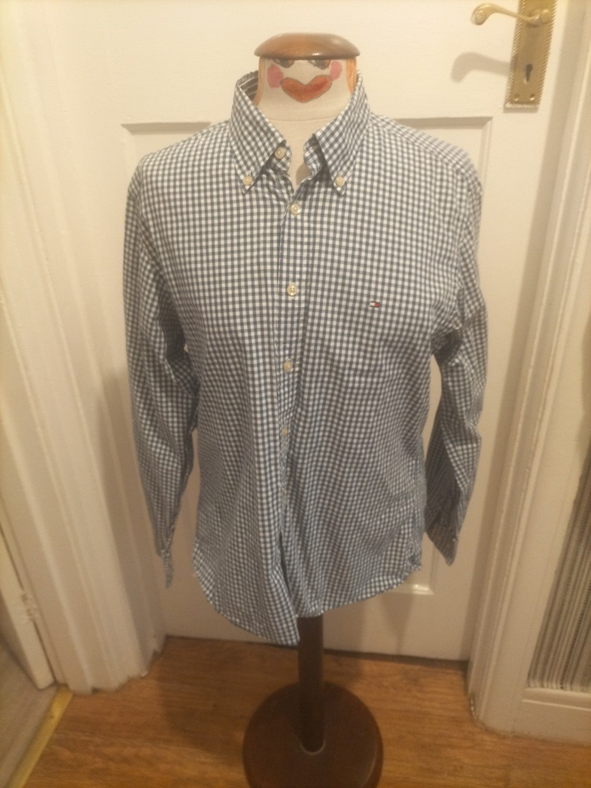 Mens Tommy Hilfiger Size Medium 2 Ply Cotton Long Sleeved Shirt