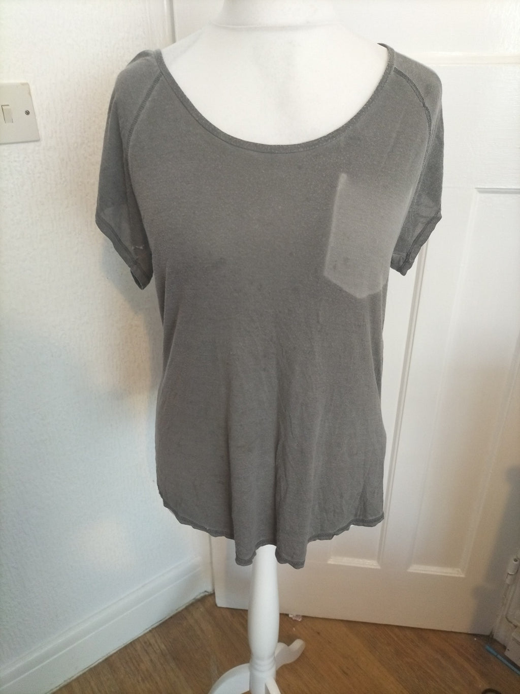Ladies Superdry Size XL Grey Shimmer Short Sleeved Blouse