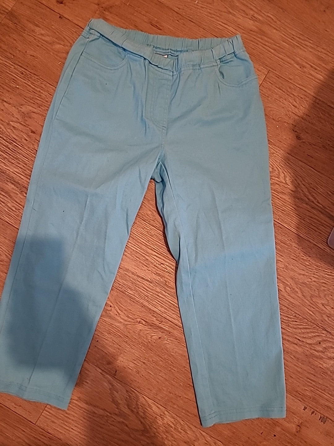 Ladies Damart Size 10 Turquoise Cropped Jeggings
