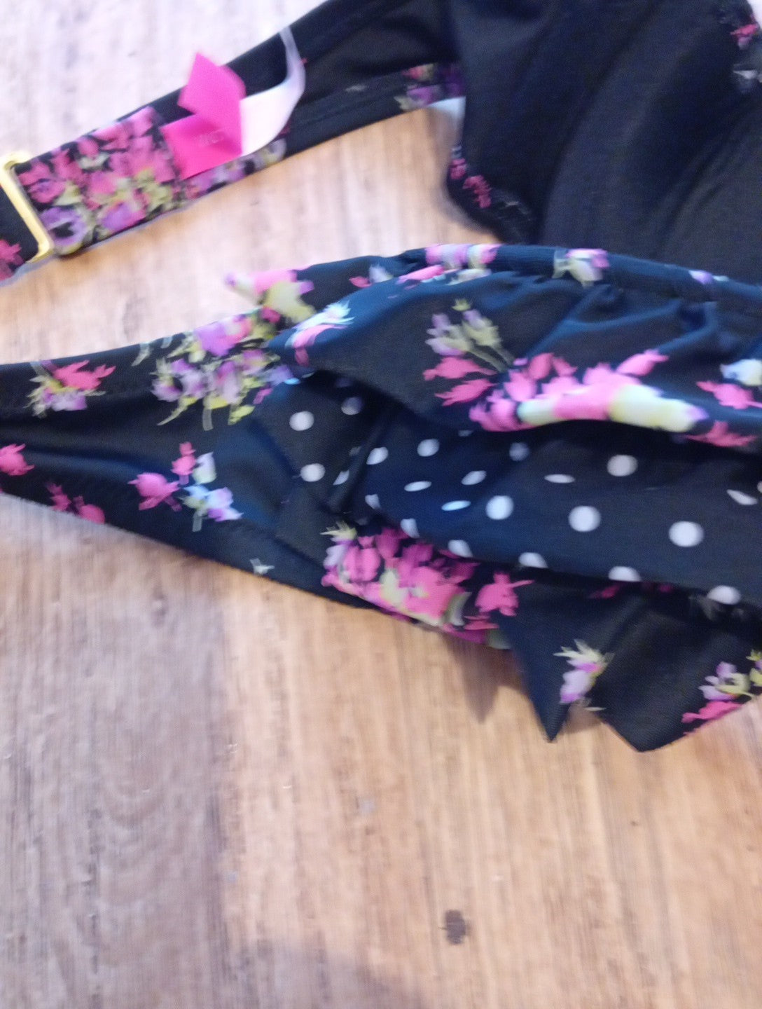 Ladies Victoria Secrets Size 32A Bikini Bra