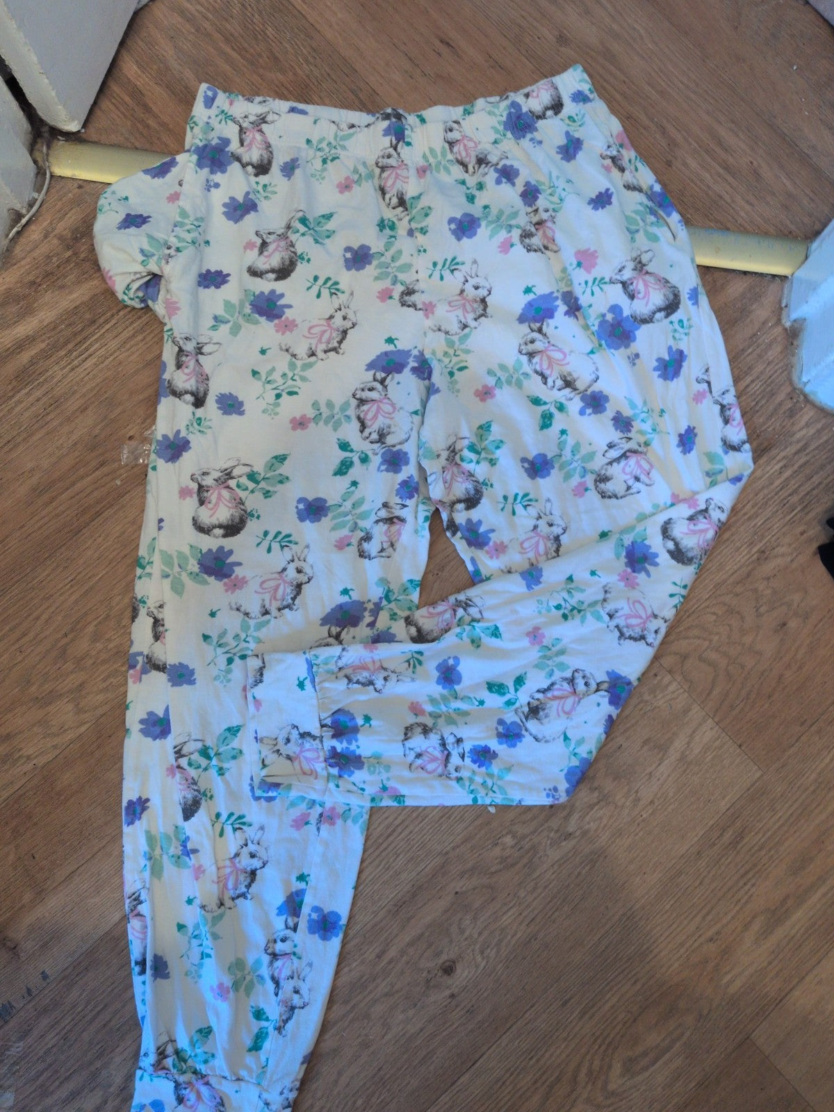 Nutmeg 16-18 White Floral Elasticated Pyjama Bottoms