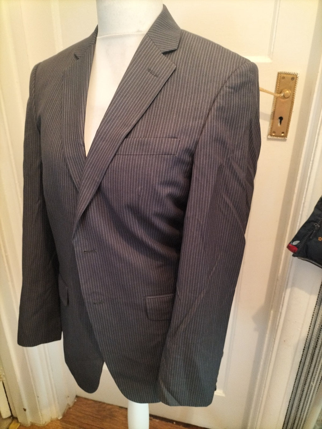Mens Burtons Size 38L Black With Grey Pin Strips Long Sleeve Padded Blazer