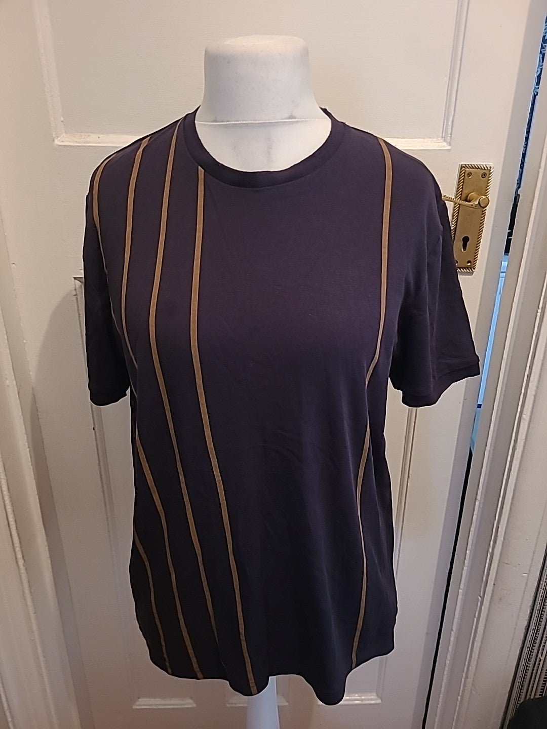 Mens Next Size Large Black And Brown Short Sleeved Tshirt