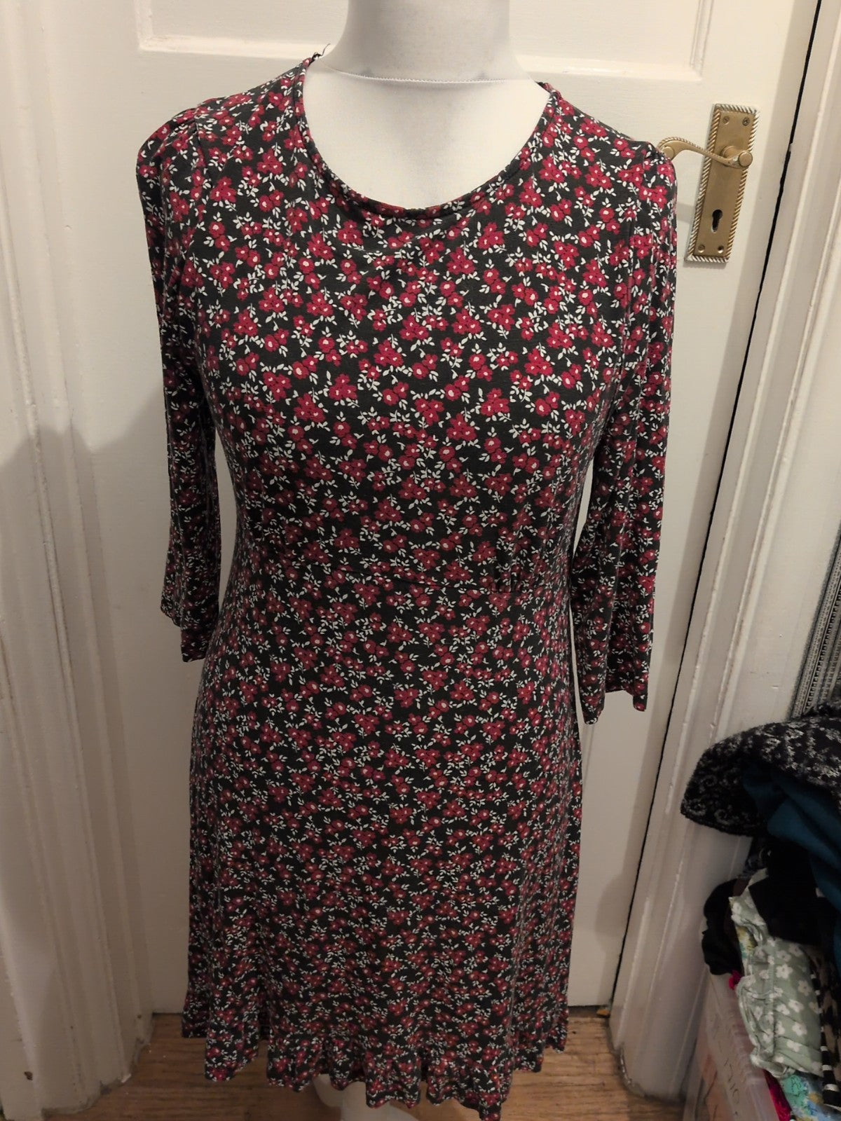 Peacocks 12 Purple White Black Floral 3/4 Sleeve Dress