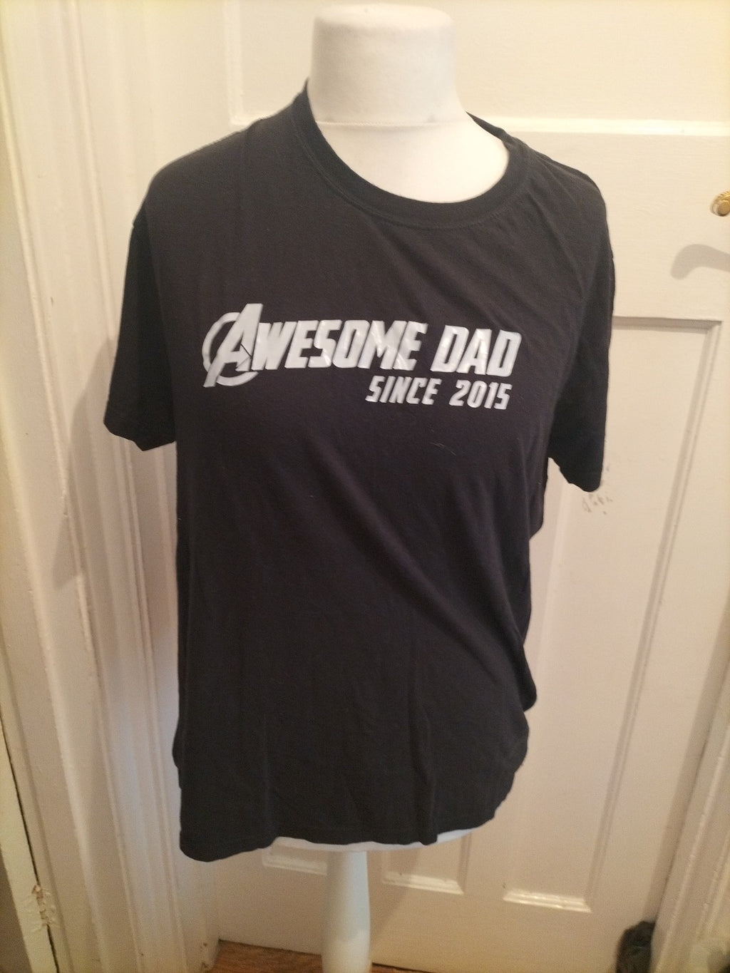 Large Black Print Awesome Dad Since 2015 T-shirt
