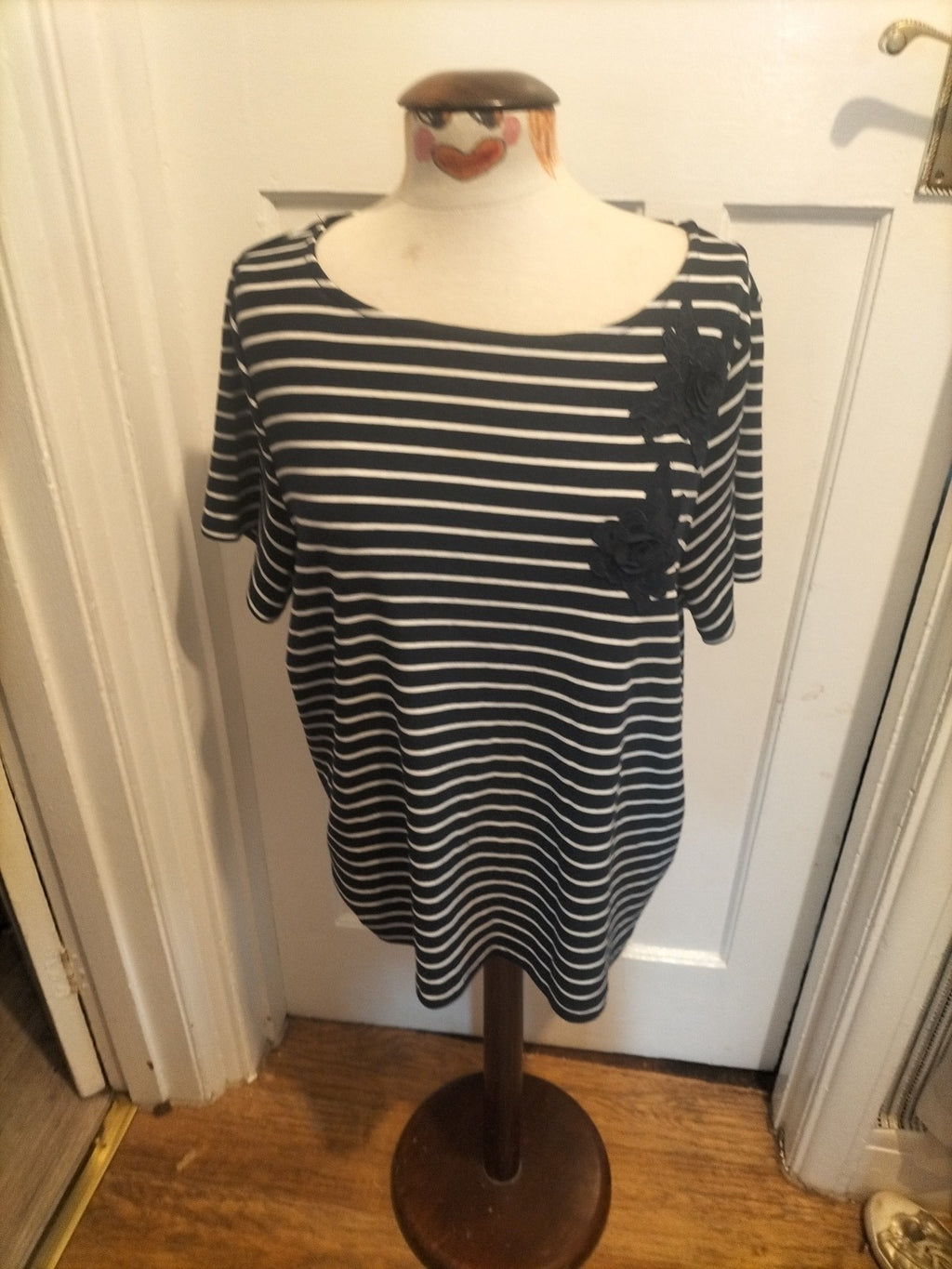 Ladies Love Tees Size 24 Navy White Striped With Rose Tshirt