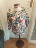 Brand New Ladies Peacocks Size 8 Floral Long Sleeved Tshirt