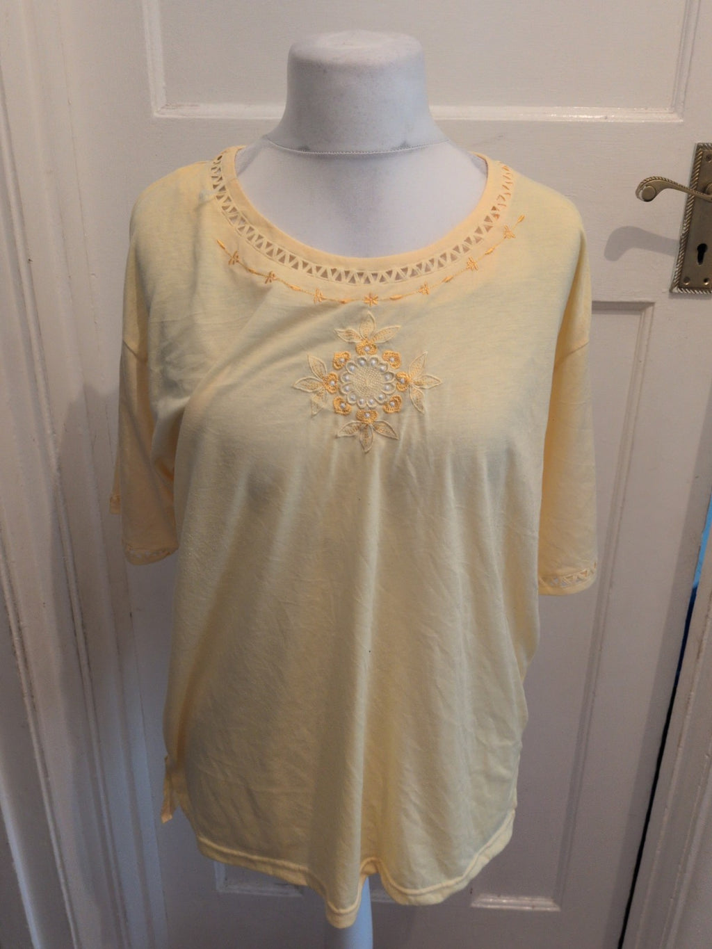 Anne Fashion 2XL Yellow Short Sleeve Blouse