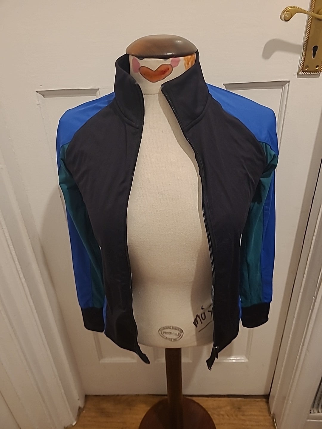 Ladies Red Herring Active Size Small Green Blue Black Jacket