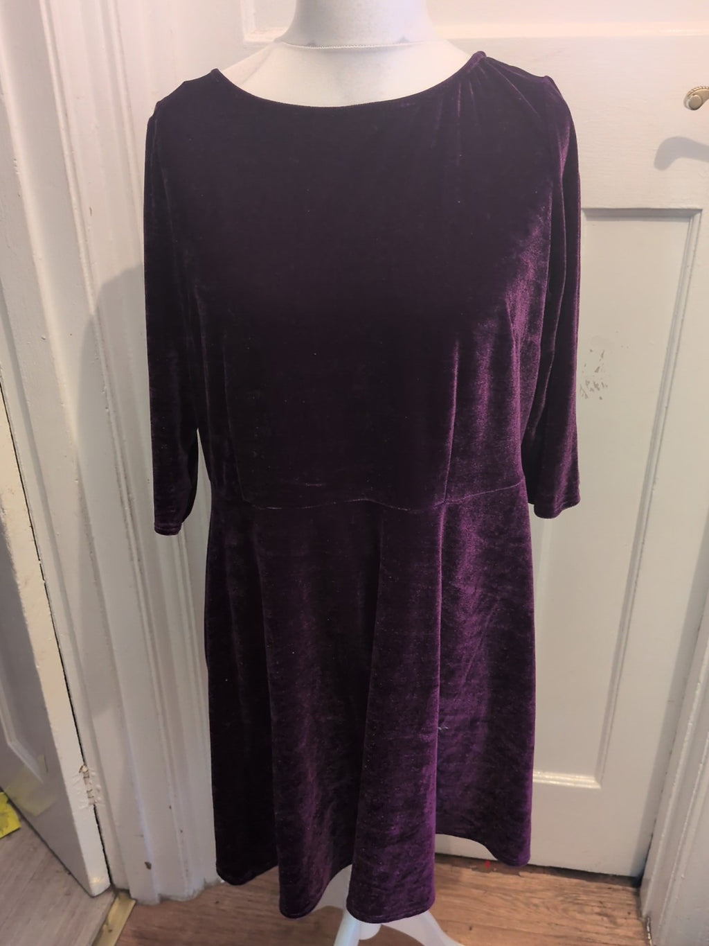 Marks And Spencer 18 Purple Velvet Style Half Sleeve Dress