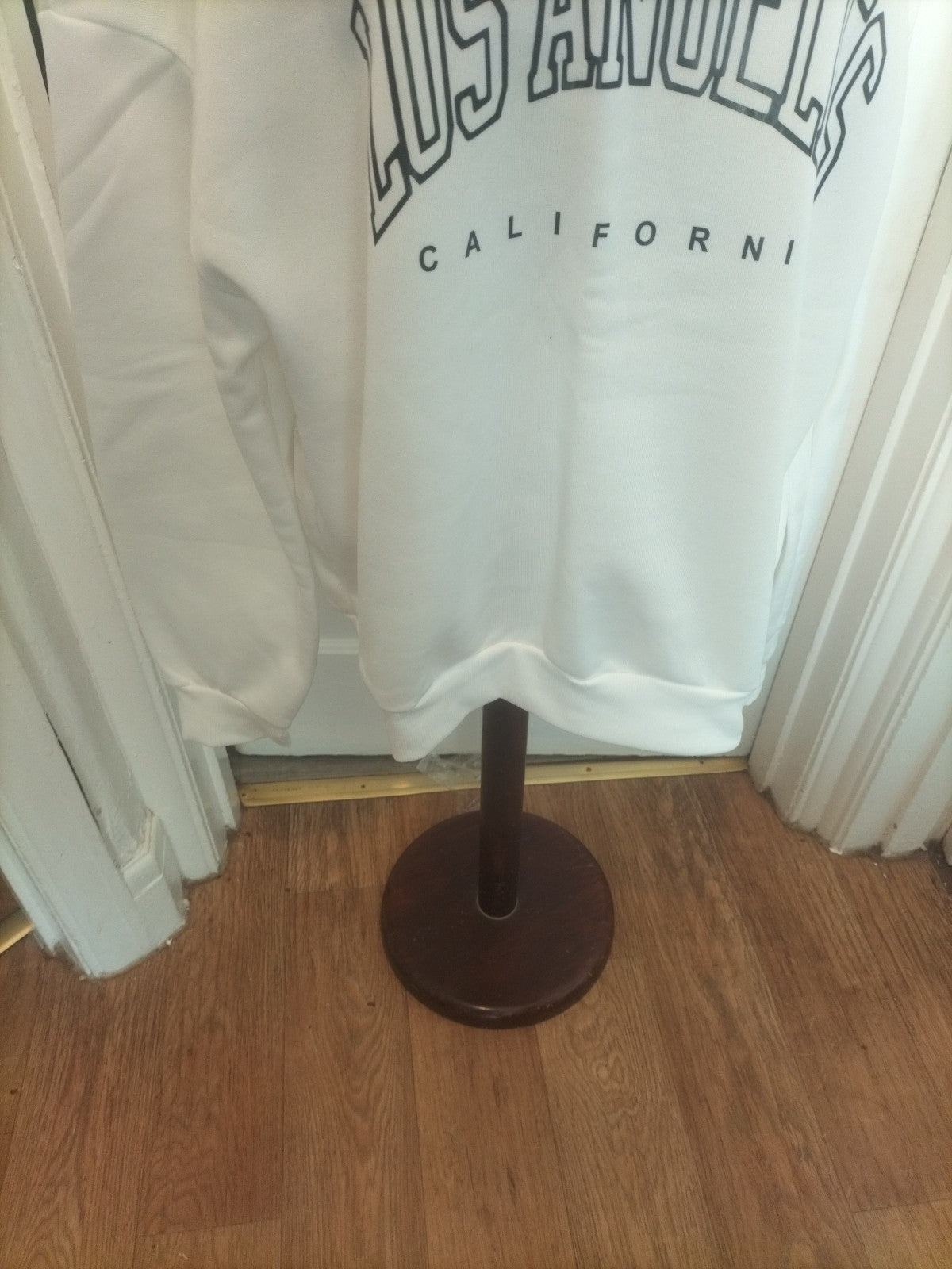 Ladies Size 4XL White Los Angeles Pullover Jumper