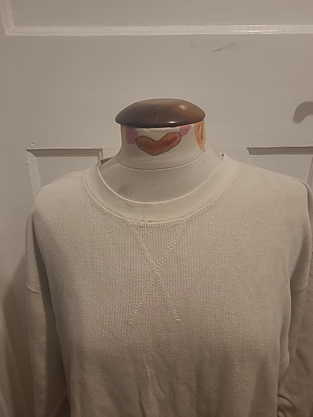 Mens HDW Size Large Cream Long Sleeved Pullover Jumper