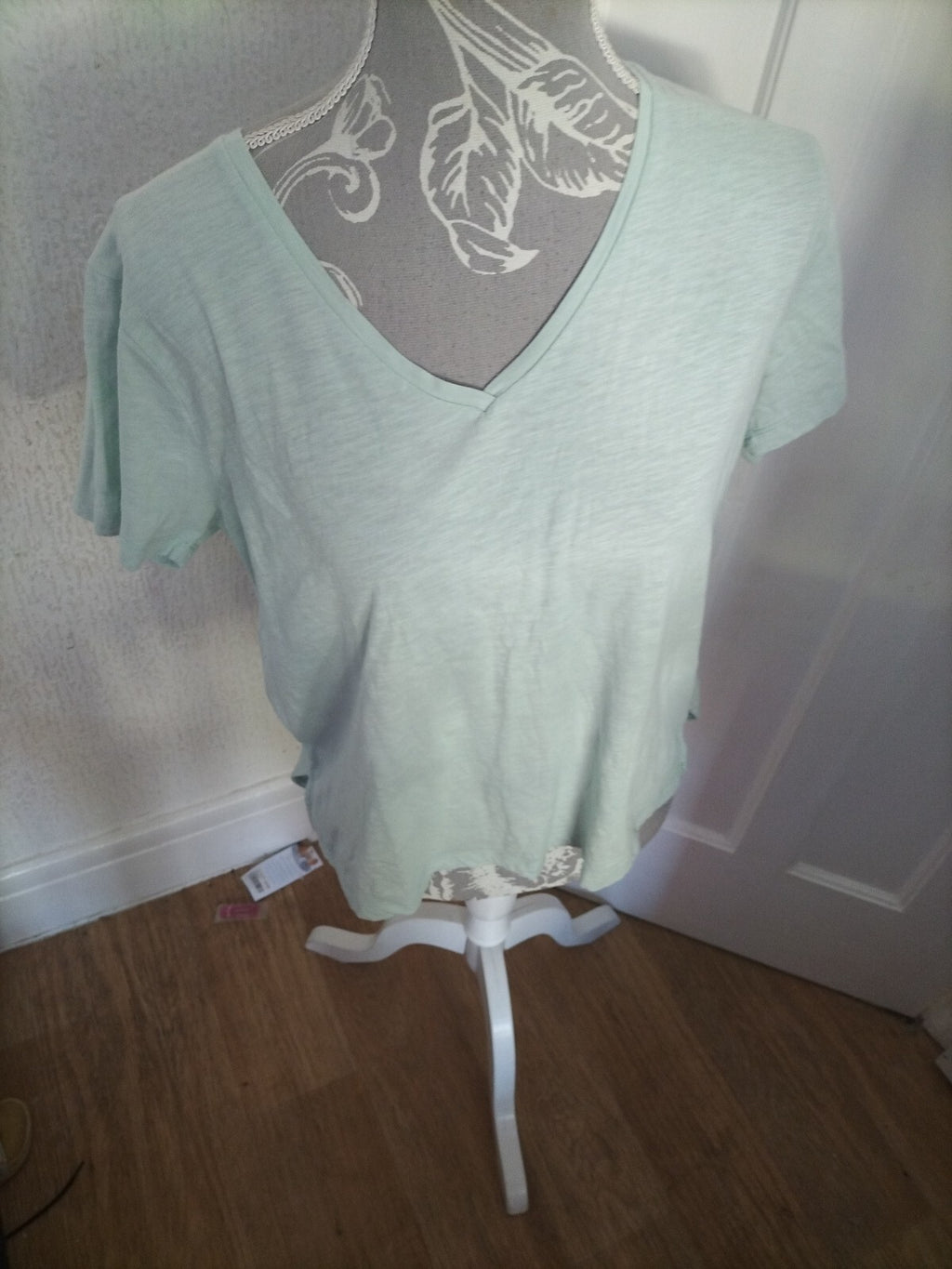 Ladies Basics Size 12 Pale Green Short Sleeved Blouse
