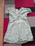 In The Style 10 Pale Green And White Floral Short Sleeve Dress
