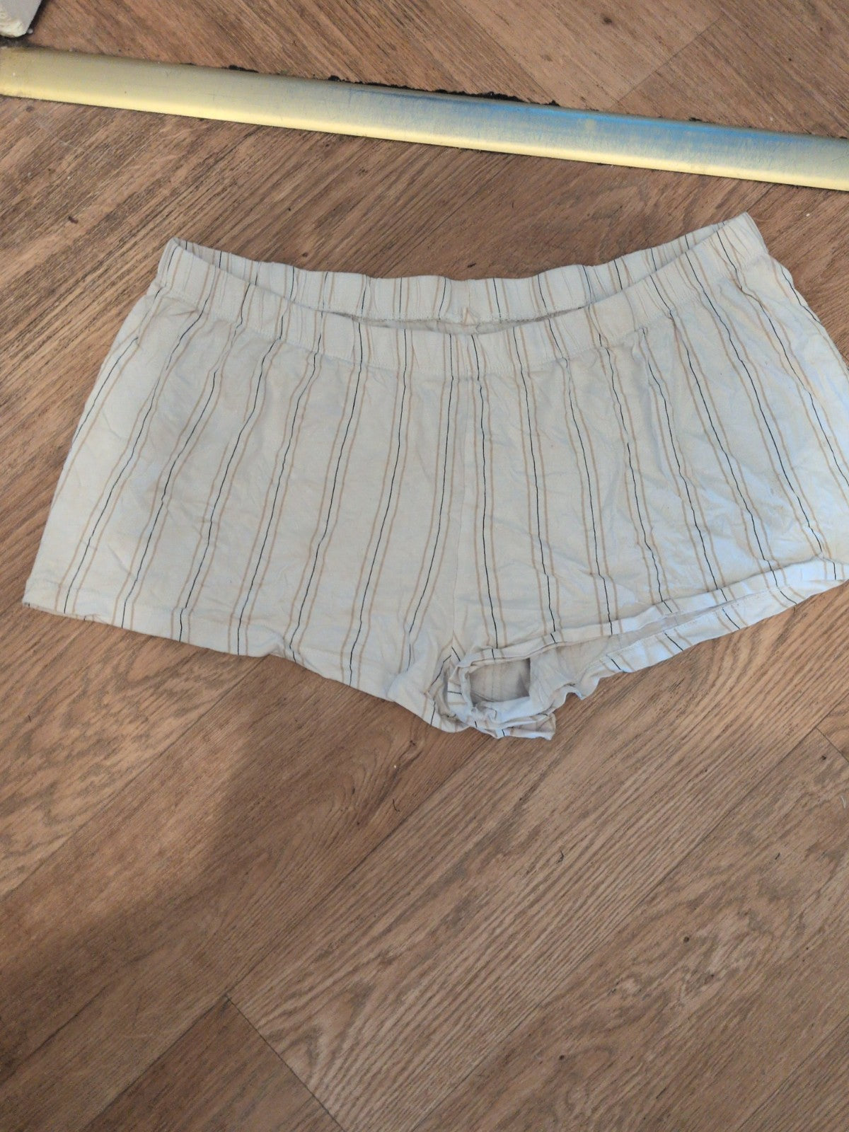 Primark 14-16 White Stripe Elasticated Pyjama Sleep Shorts