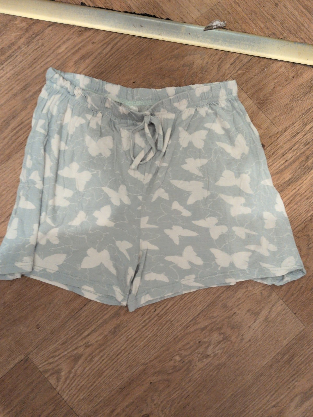 Peacocks 14-16 Peale Green And White Butterfly Pyjama Sleep Shorts