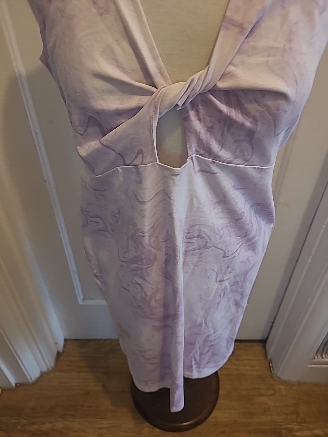 Brand New Ladies Skinny Dip Size Large Cream/Purple Sleeveless Dress